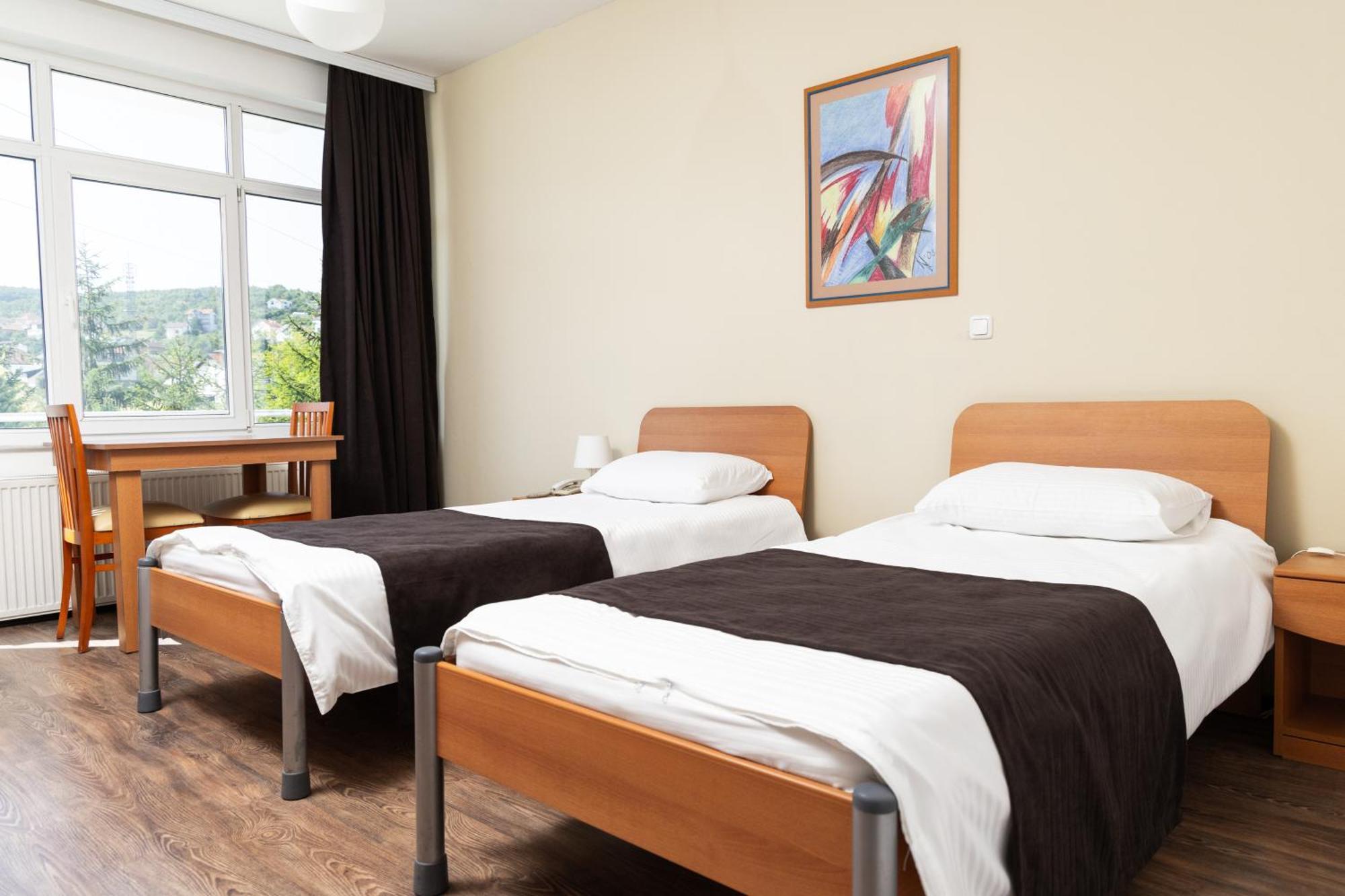 Hotel Luxor Prishtinë Ngoại thất bức ảnh